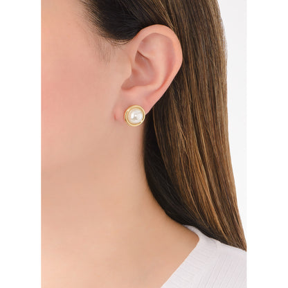 Aretes perla circular crema