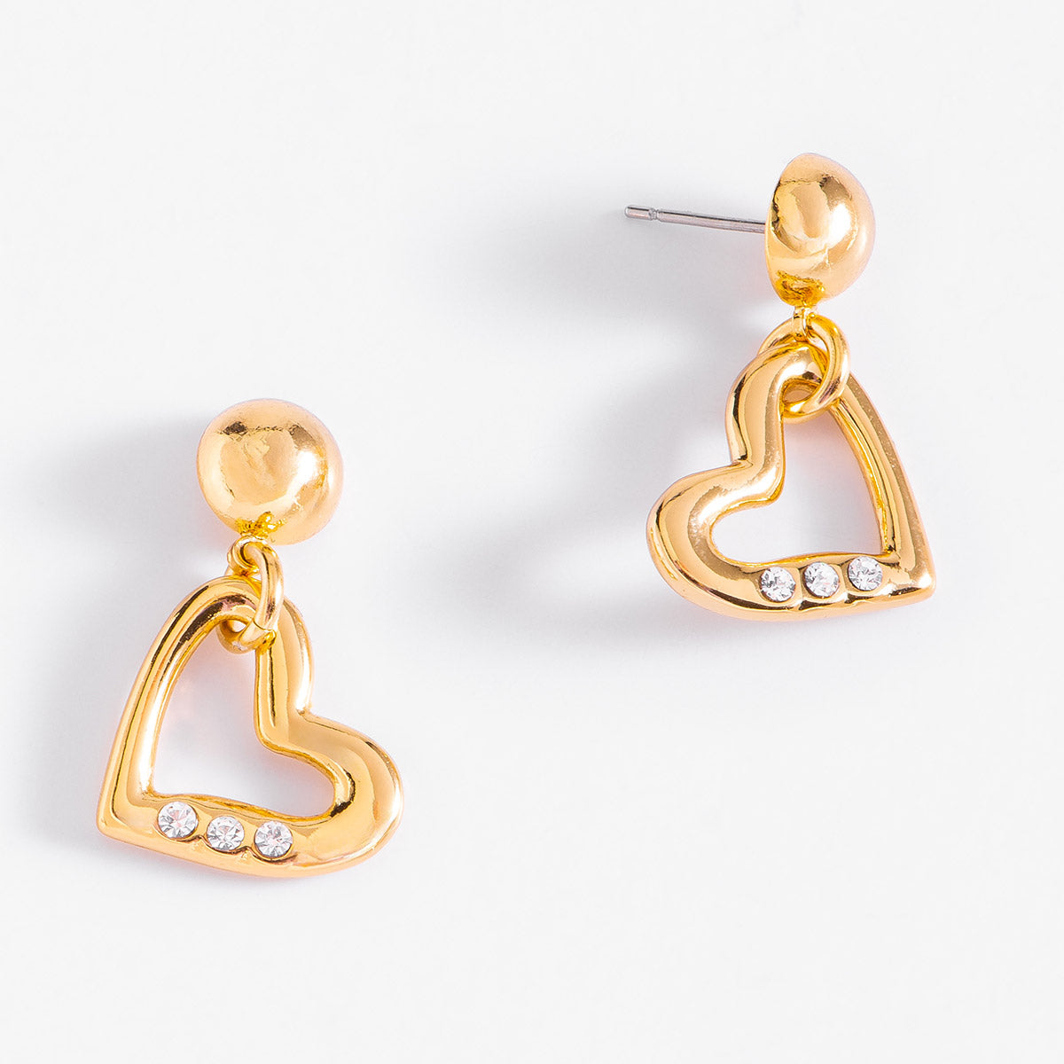 Aretes corazón ladeado