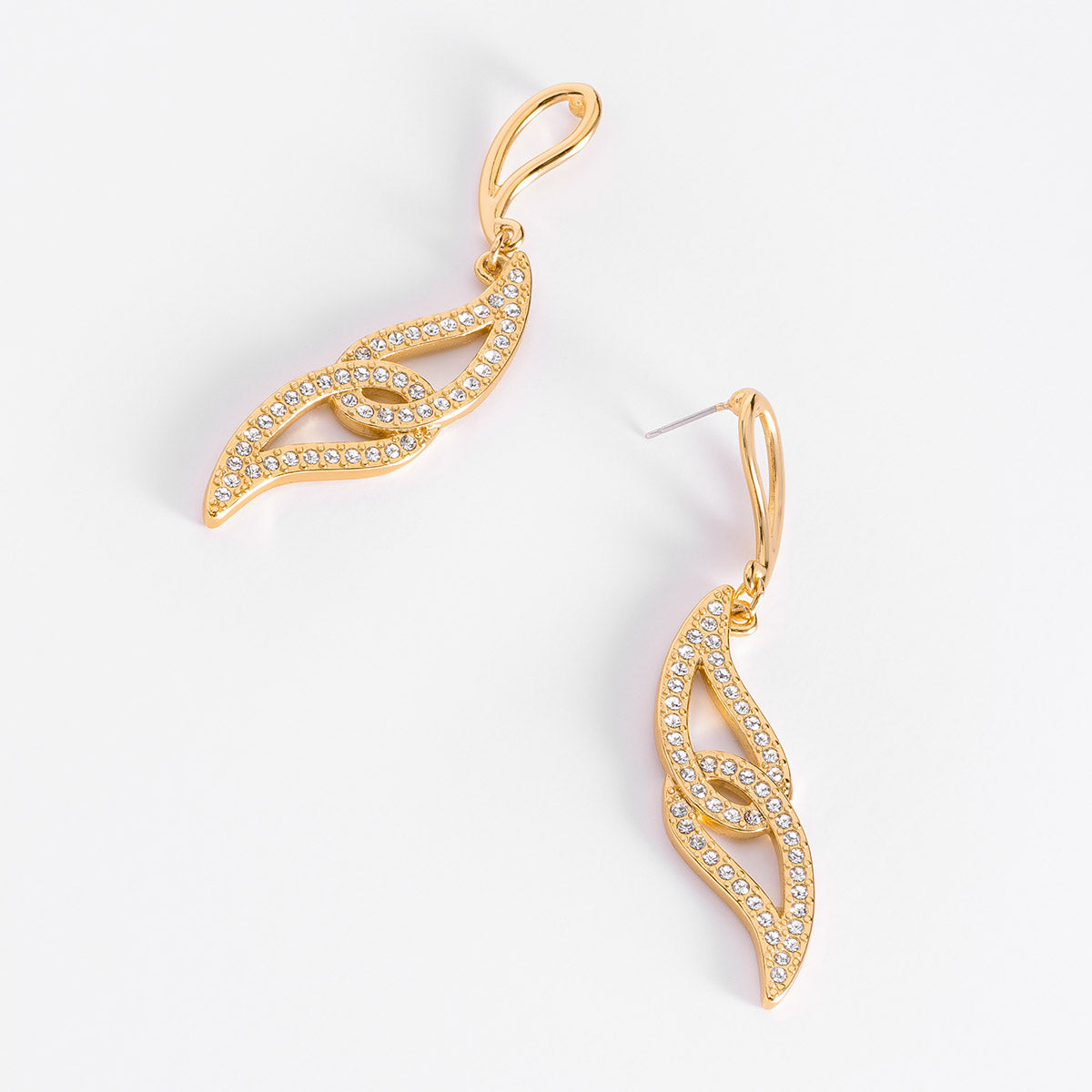 Aretes marquesa entrelazados