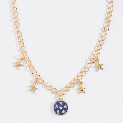 Collar con dijes de estrellas